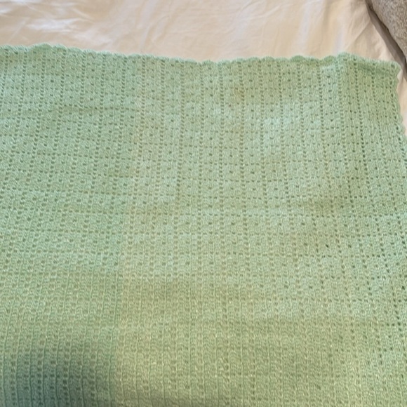 Sage Mint Green Baby Blanket Hand Crochet Edge Detail Shimmer 31x37 - Picture 3 of 6